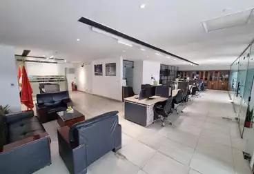 Administrative For rent - 6 rooms - floor 2