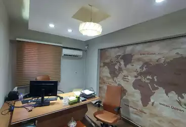 Administrative For rent - 6 rooms - floor 5