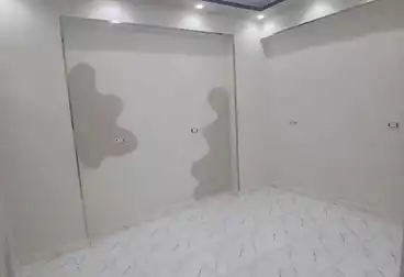 Apartments For sale - 2 rooms - floor 1