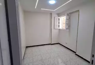 شقق للبيع - 3 غرف - بالدور 12