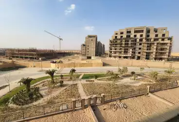 شقق للبيع - 3 غرف - بالدور 0