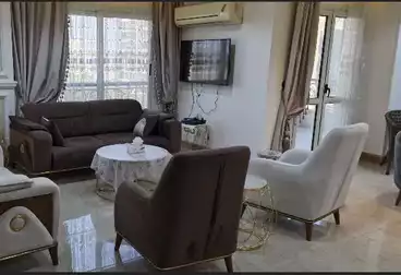 Furnished Apartment For sale - 3 rooms - floor 4