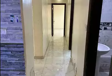 شقق للإيجار - 3 غرف - بالدور 8