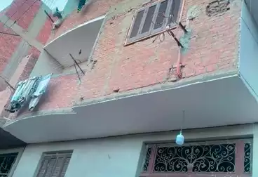 Building For sale - 6 rooms
