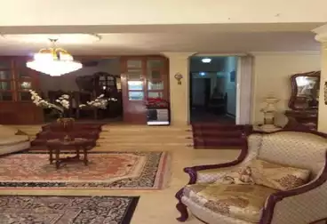 Furnished Apartment For sale - 4 rooms - floor 5