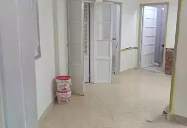 شقق للبيع - 4 غرف - بالدور 1