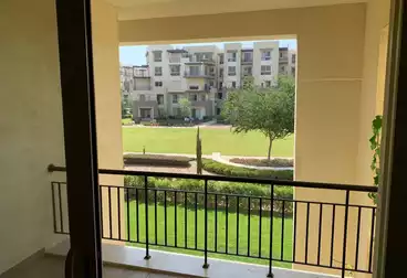 شقق للبيع - 3 غرف - بالدور 0