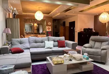 شقق للبيع - 3 غرف - بالدور 1