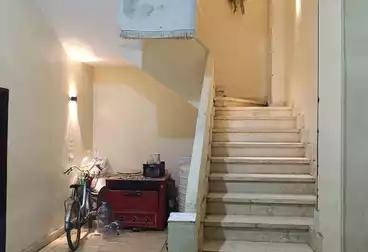 House / Home For sale - 3 rooms