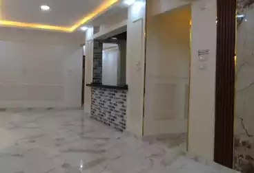 شقق للبيع - 3 غرف - بالدور 1