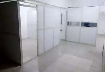 Offices For rent - 3 rooms - floor 2