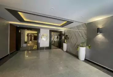 Apartments For sale - 3 rooms - floor 1