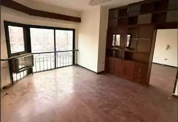 Administrative For rent - 3 rooms - floor 1
