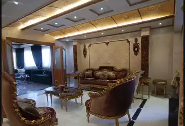 Furnished Apartment For sale - 3 rooms - floor 8