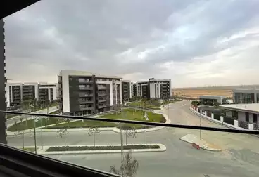 شقق للبيع - 3 غرف - بالدور 3