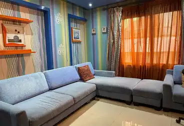Apartments For sale - 3 rooms - floor 8