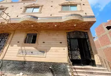 House / Home For sale - 3 rooms
