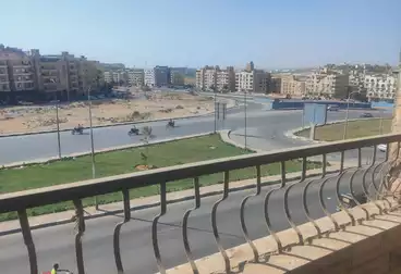 عقارات للبيع - 3 غرف - بالدور 2