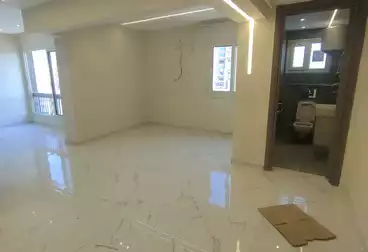 عقارات للبيع - 3 غرف - بالدور 18