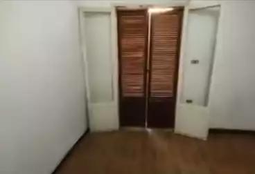 Apartments For sale - 2 rooms - floor 3
