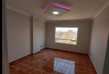 Apartments For sale - 2 rooms - floor 9
