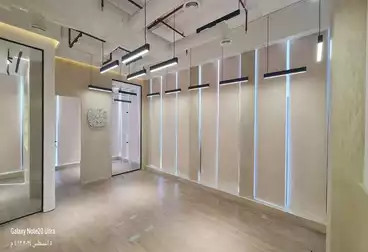 Administrative For rent - 5 rooms - floor 2