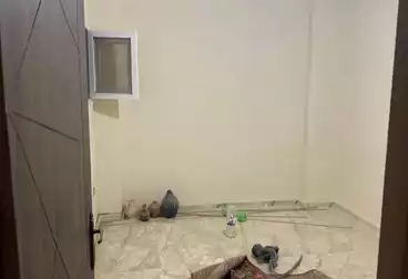 شقق للبيع - 3 غرف - بالدور 1