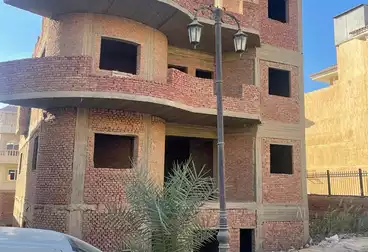 عقارات للبيع - 4 غرف