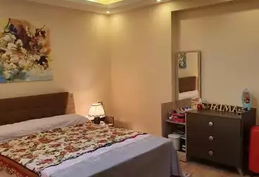 Furnished Apartment For sale - 3 rooms - floor 11
