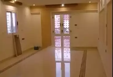 شقق للبيع - 3 غرف - بالدور 5