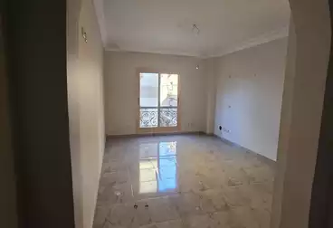 عقارات للإيجار - 3 غرف - بالدور 1