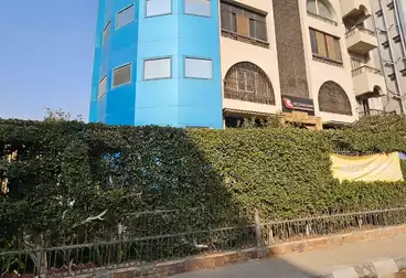 Business Tower For rent