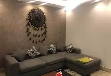 شقق مفروشة للبيع - 3 غرف - بالدور 2