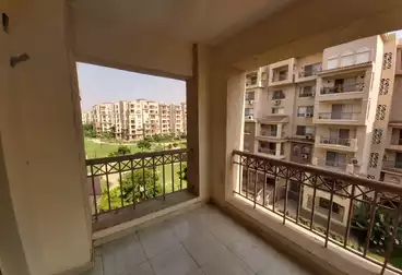 Apartments For rent - 3 rooms - floor 3