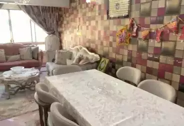 Apartments For sale - 2 rooms - floor 4