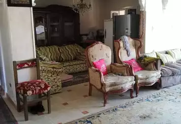 عقارات للبيع - 3 غرف - بالدور 5