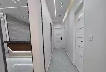 Apartments For sale - 3 rooms - floor 2