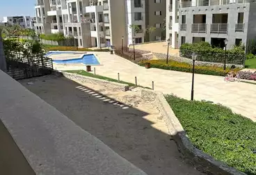 Apartments For sale - 3 rooms - floor 1
