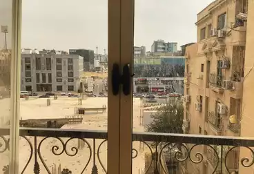 Apartments For sale - 2 rooms - floor 4