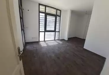 Apartments For sale - 3 rooms - floor 1