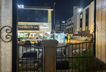 عقارات للبيع - 2 غرف - بالدور 1