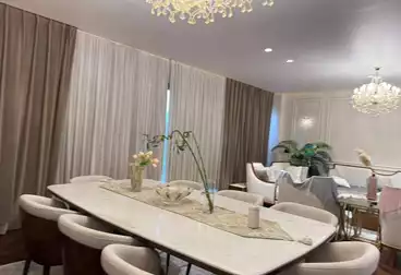Penthouse For rent - 4 rooms - floor 2