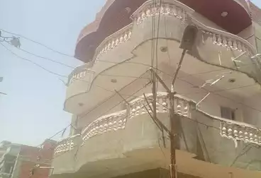 Building For sale - 3 rooms