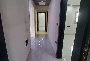 Apartments For rent - 3 rooms - floor 4