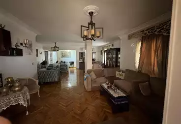 عقارات للبيع - 3 غرف - بالدور 10