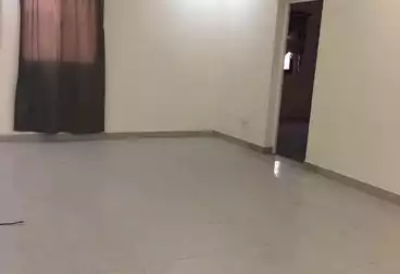 شقق للإيجار - 2 غرف - بالدور 1