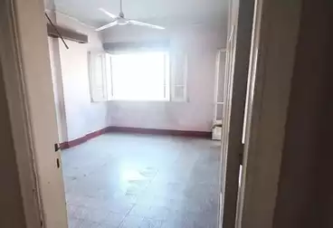 Apartments For sale - 4 rooms - floor 4