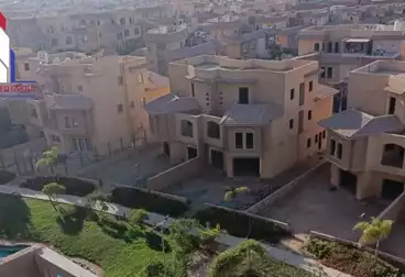 شقق للبيع - 4 غرف - بالدور 1