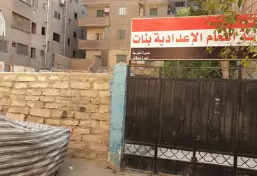 أراضي للبيع