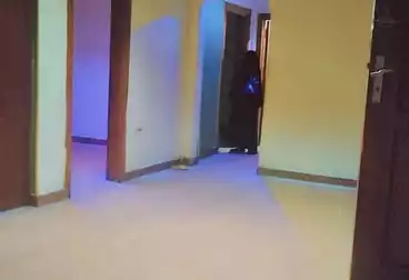 شقق للبيع - 3 غرف - بالدور 1